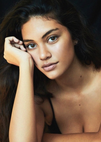 Kylie Moore photo