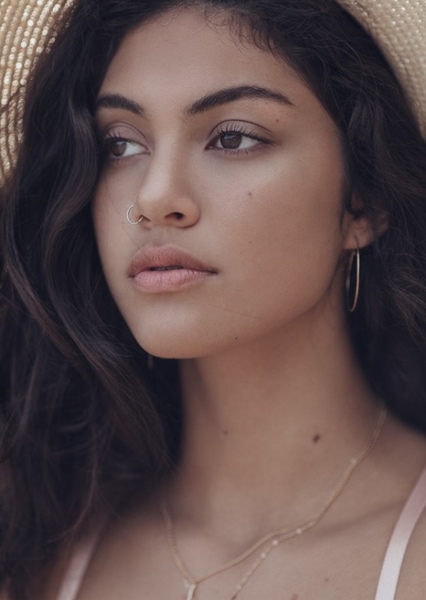 Kylie Moore photo