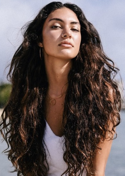Kylie Moore photo
