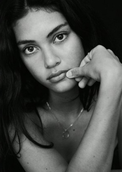 Kylie Moore photo
