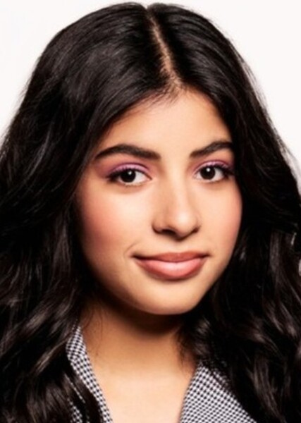 Kyndra Sanchez photo