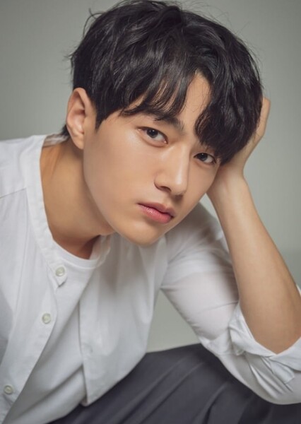 L (Kim Myung-soo)