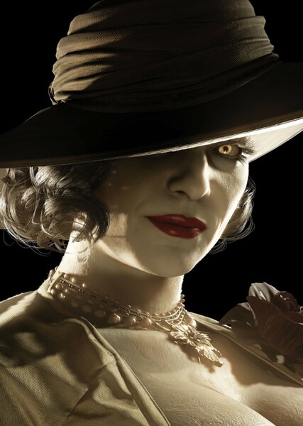 Lady Dimitrescu photo