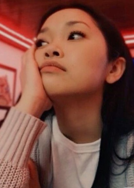 Lana Condor photo