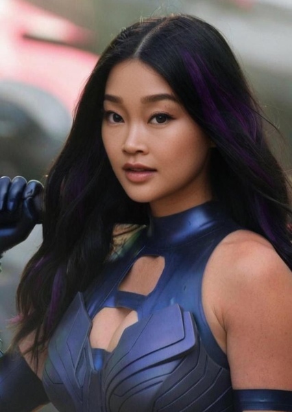 Lana Condor photo