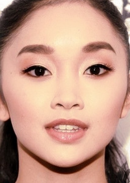 Lana Condor photo