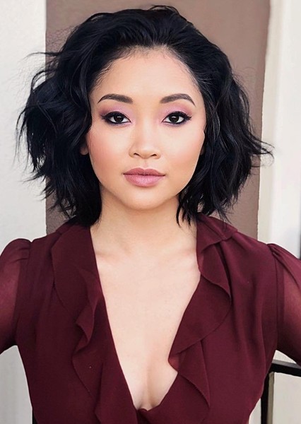 Lana Condor photo