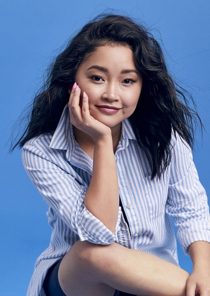 Lana Condor photo
