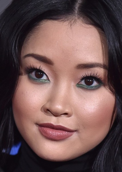 Lana Condor photo