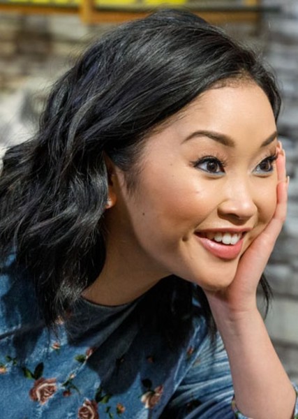 Lana Condor photo