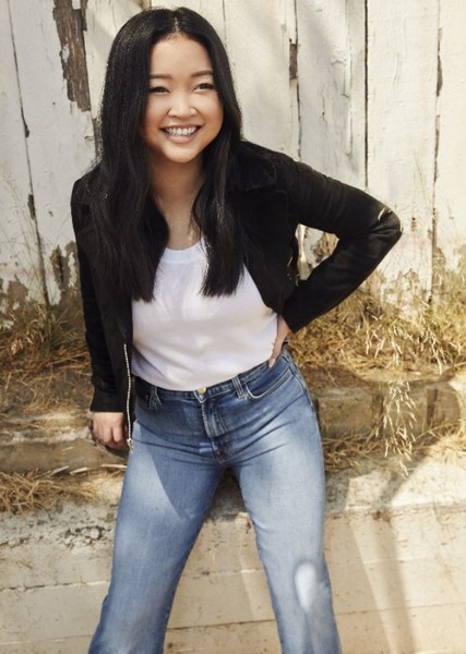 Lana Condor photo