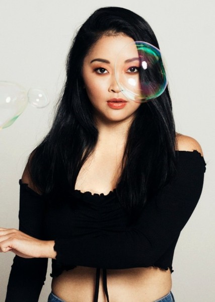 Lana Condor photo