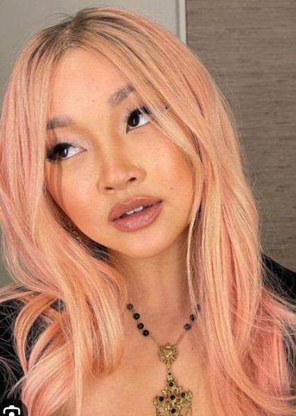 Lana Condor photo