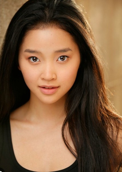 Lana Condor photo