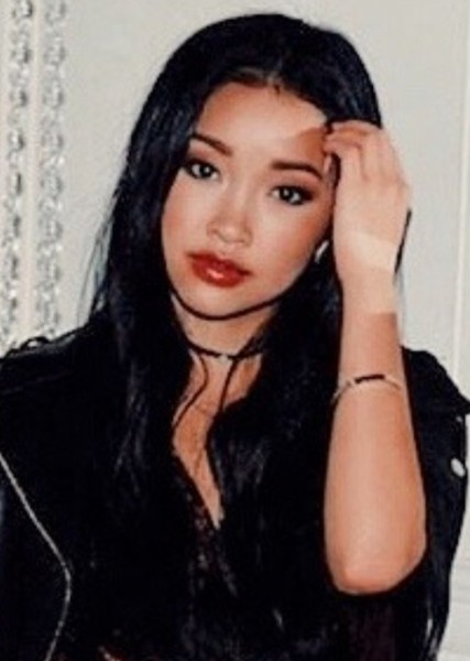 Lana Condor photo