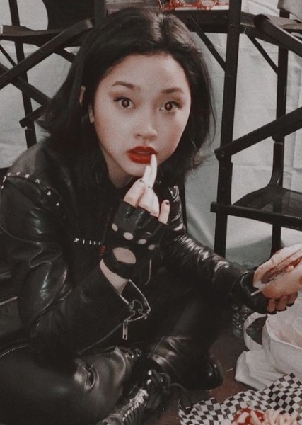 Lana Condor photo