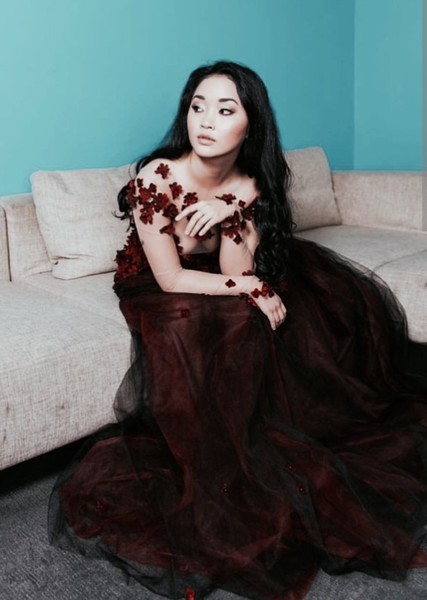 Lana Condor photo
