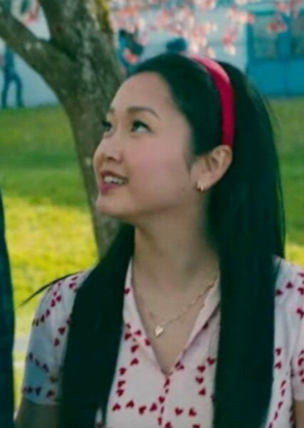 Lana Condor photo