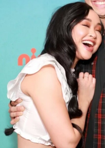 Lana Condor photo