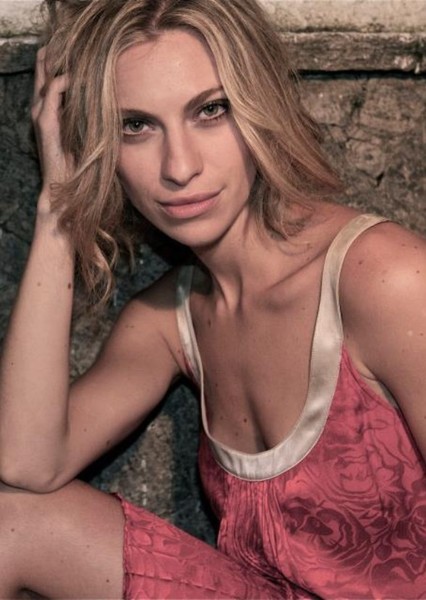 Lana Rhodes photo