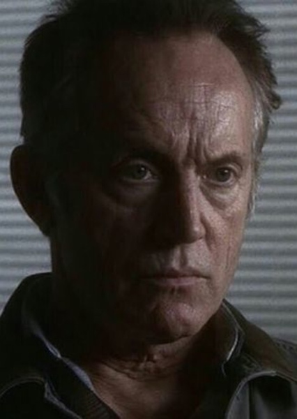 Lance Henriksen