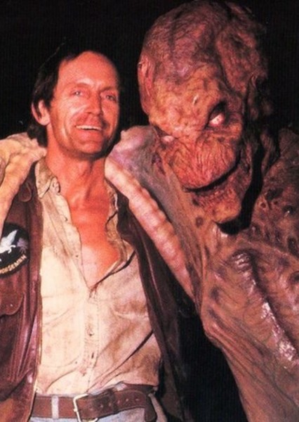 Lance Henriksen photo