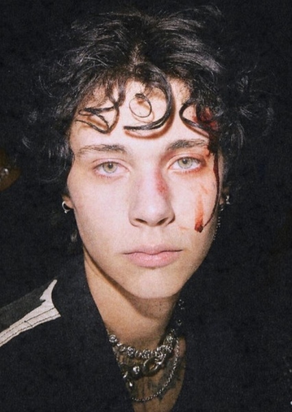 Landon Barker photo