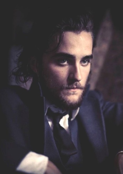 Landon Liboiron photo