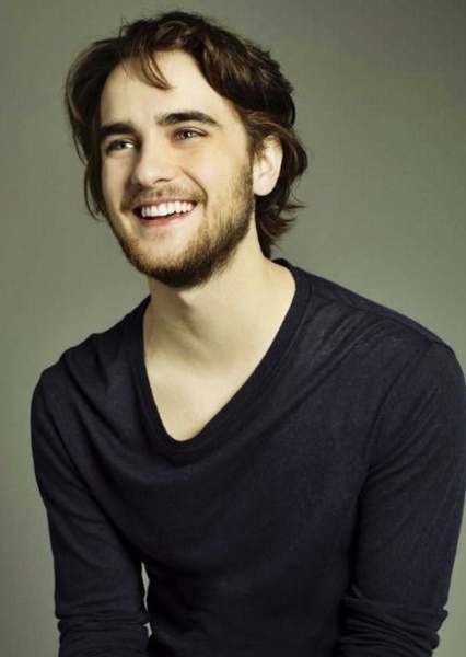 Landon Liboiron photo