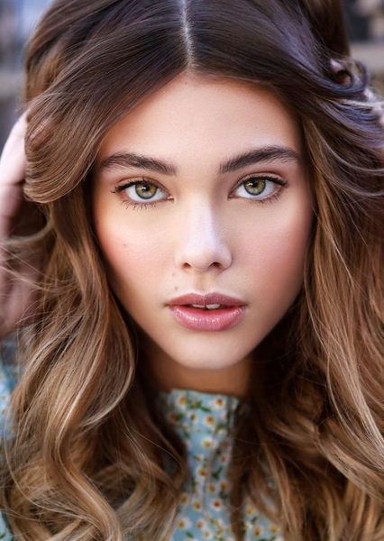 Laneya Grace photo