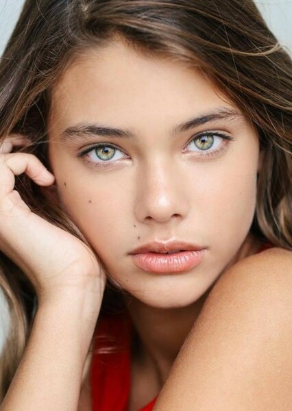 Laneya Grace photo