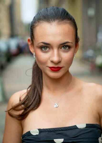 Lara McDonnell photo