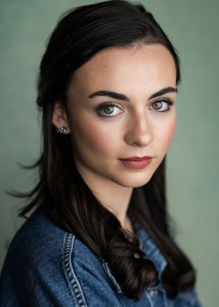 Lara McDonnell photo