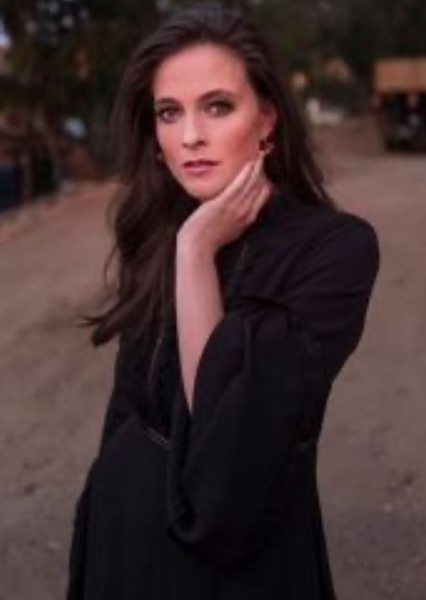 Lara Pulver photo