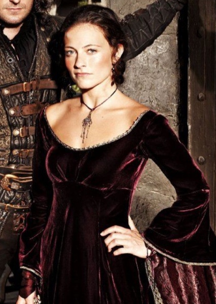 Lara Pulver photo