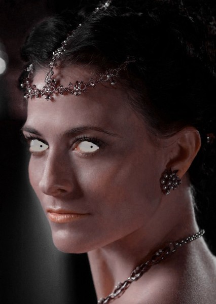 Lara Pulver photo