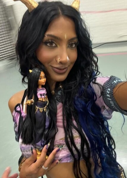 Lara Raj photo
