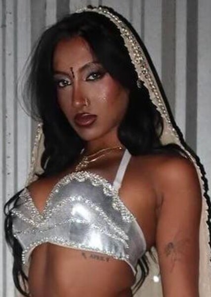 Lara Raj photo