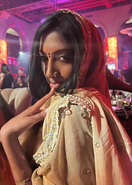 Lara Raj photo