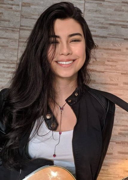 Larissa Liveir