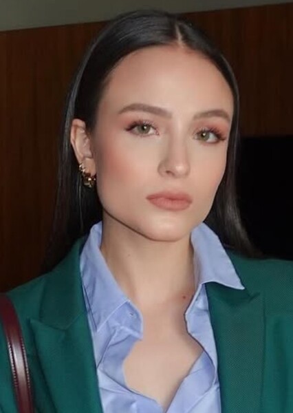Larissa Manoela photo