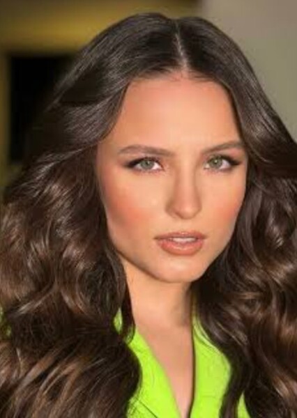 Larissa Manoela photo