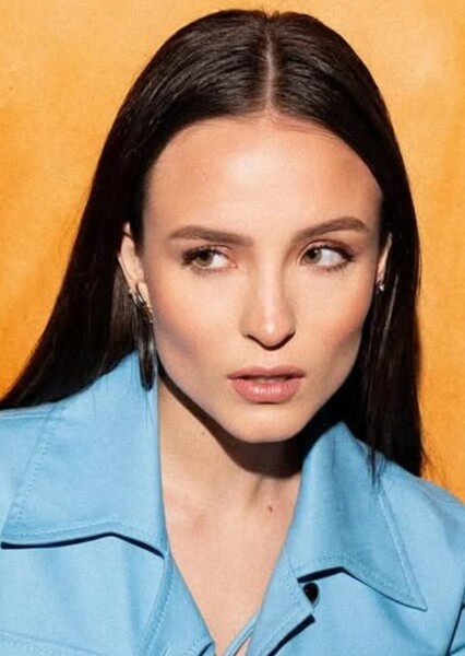 Larissa Manoela photo