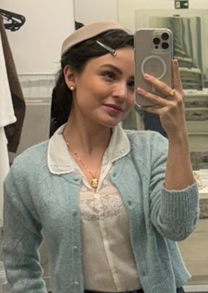 Larissa Manoela photo