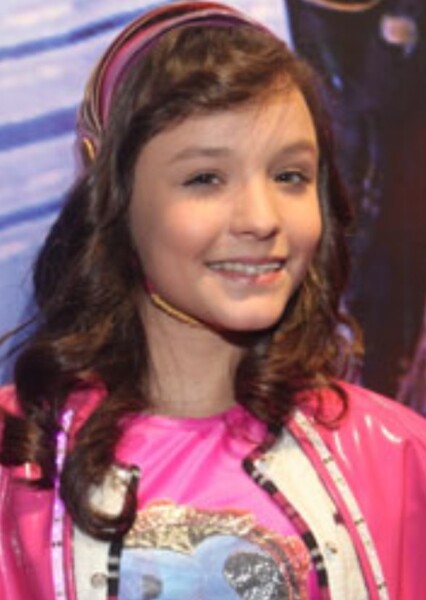 Larissa Manoela photo