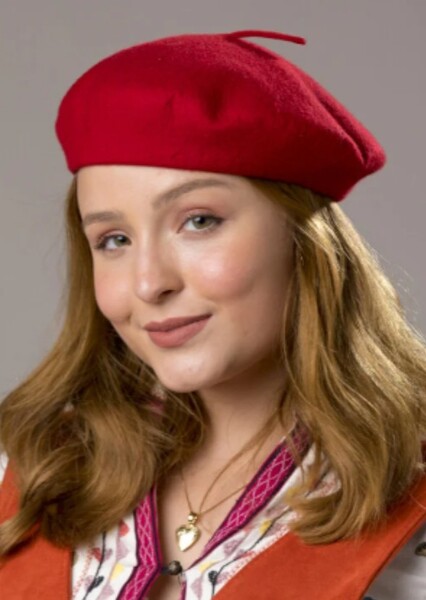 Larissa Manoela photo