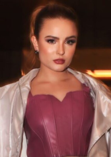 Larissa Manoela photo
