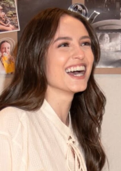 Larissa Manoela photo