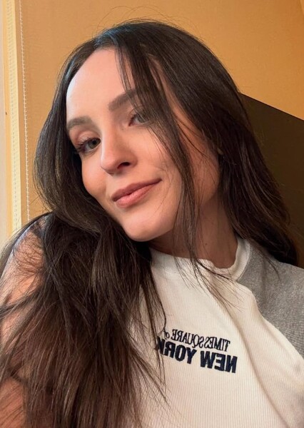 Larissa Manoela photo
