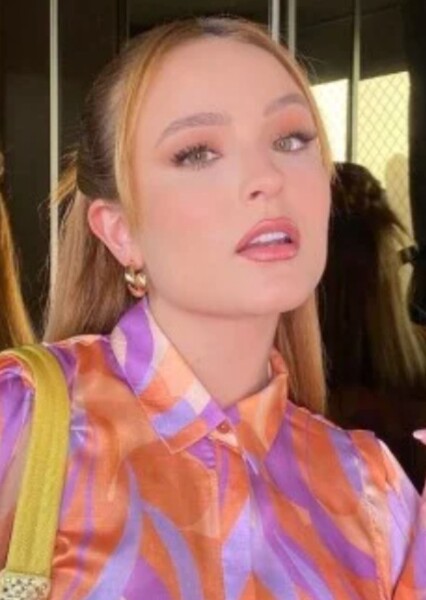 Larissa Manoela photo